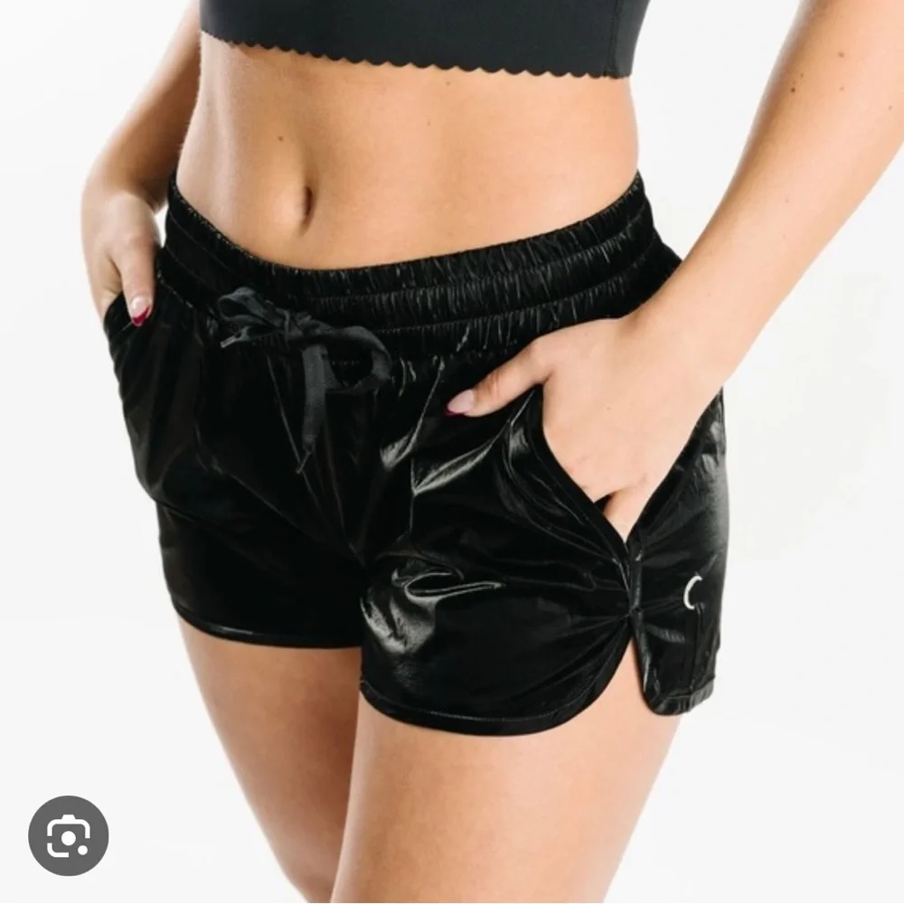 NWT ZYIA Active Shorts Midnight Black Gloss Bomber Nylon Lined Womens large - Picture 2 of 4